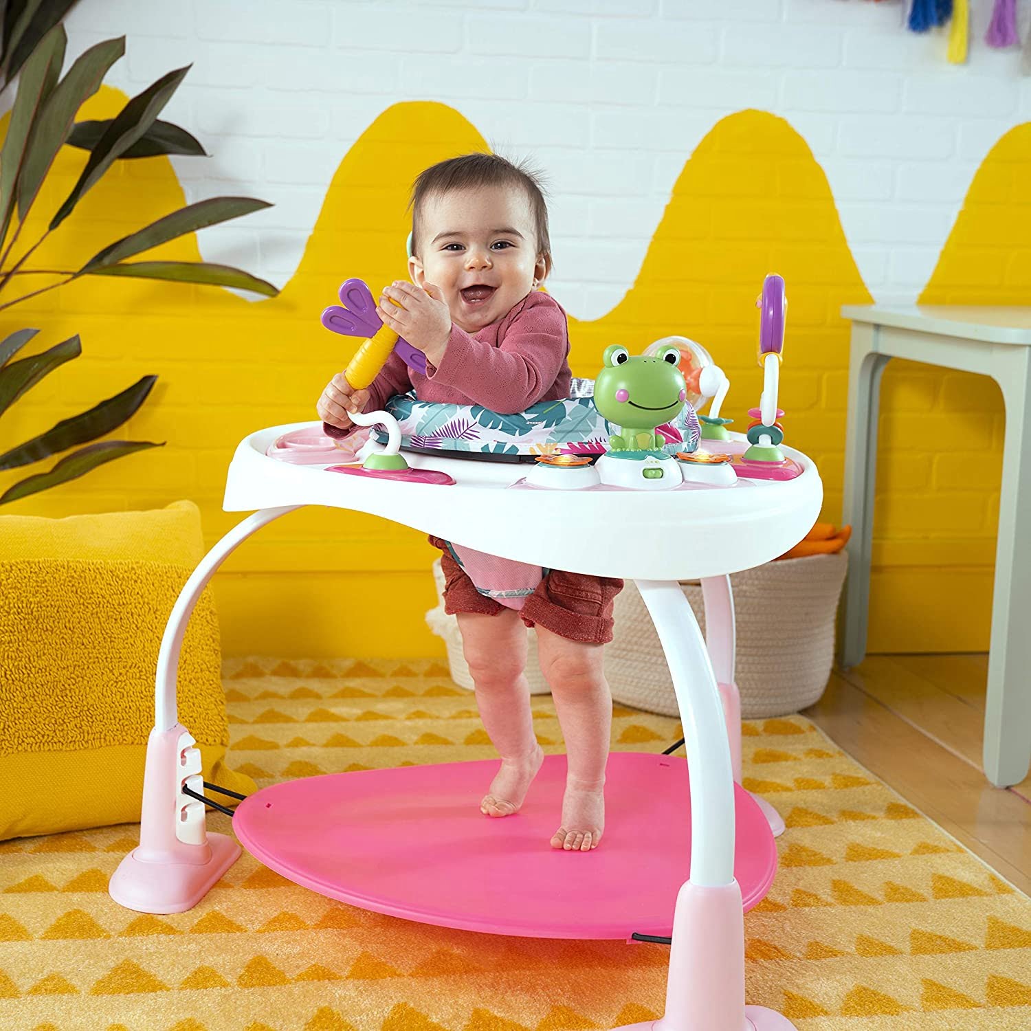 Minimalist baby activity store center