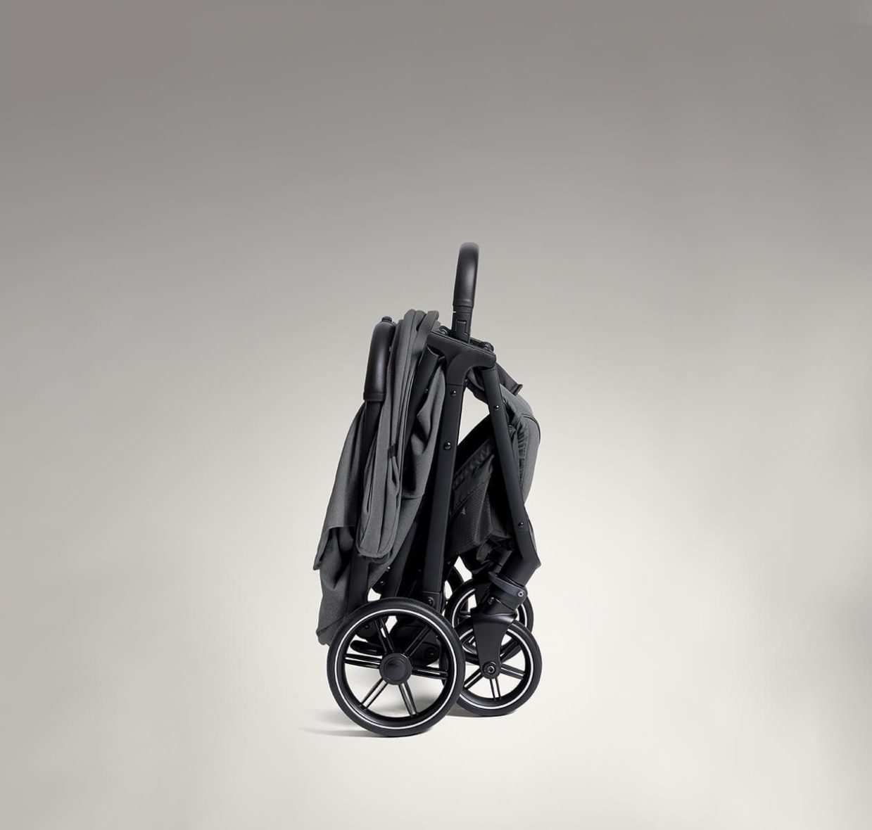 Carucior ultracompact Joie Parcel LX Signature Ebony tiny tots bebe magazin copii cluj (5)