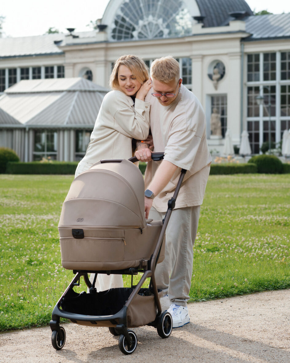 Carucior 2 in 1 Carrello Magia Spice Beige tiny tots bebe magazin carucioare copii cluj importator offic