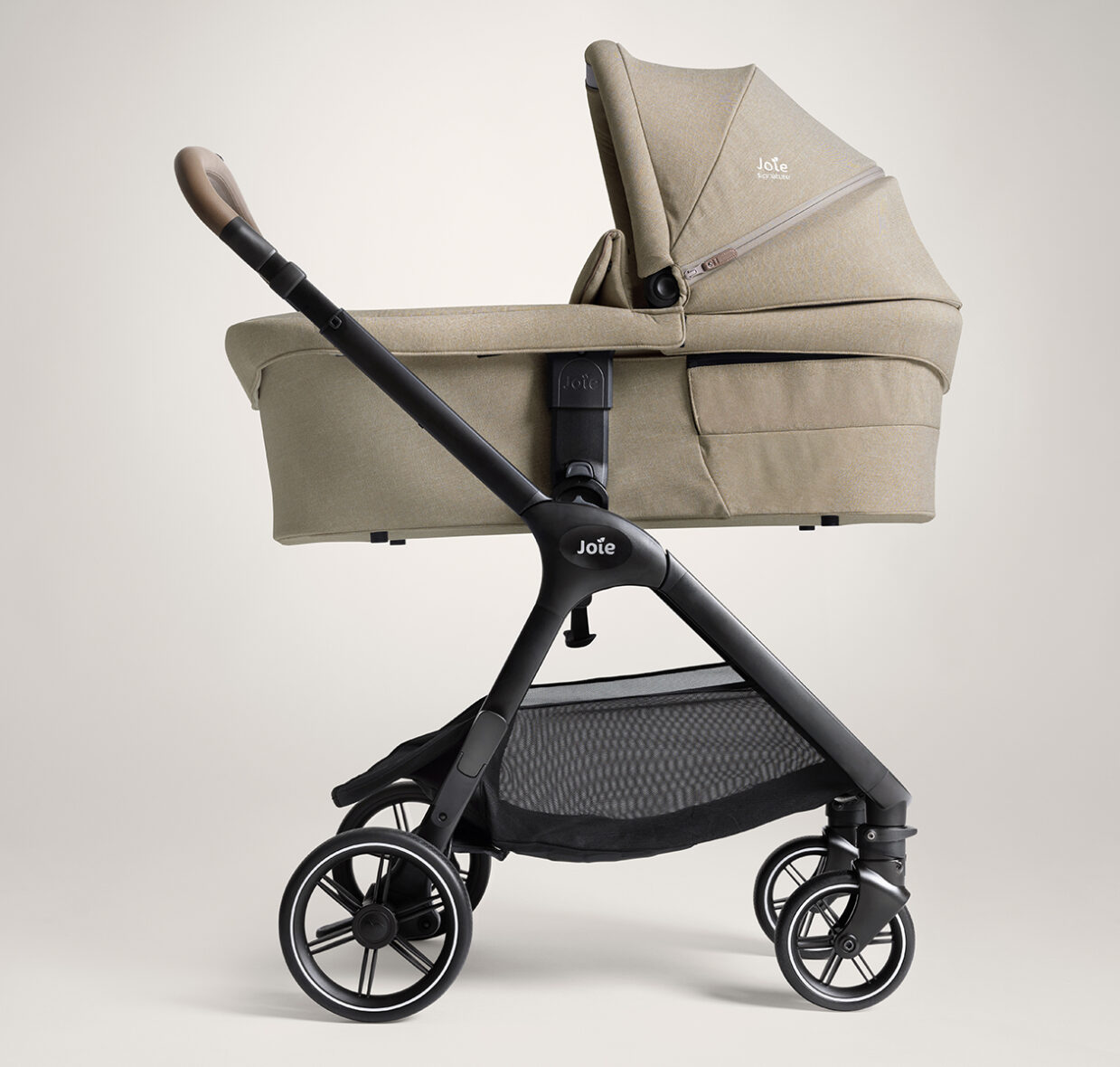 Carucior 3 in 1 Joie Valora Sandstone tiny tots bebe magazin carucioare copii cluj (2)