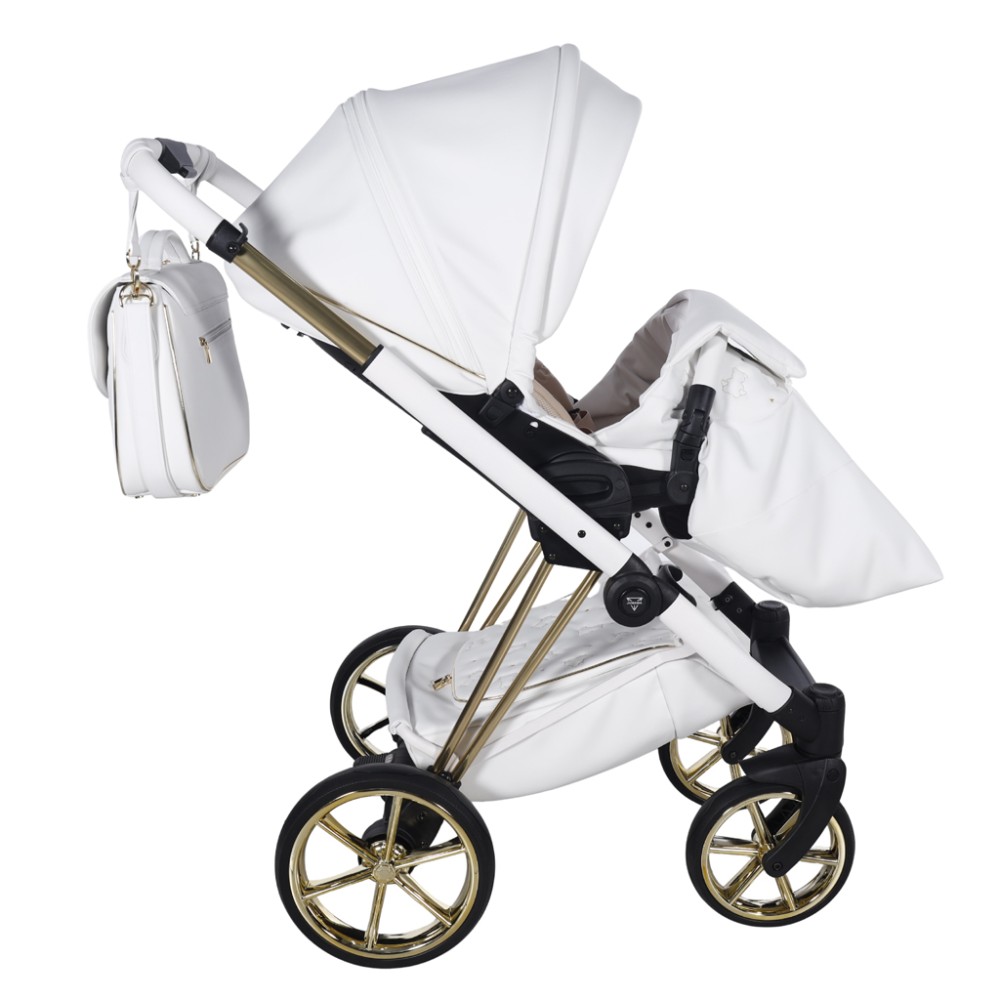 Carucior-3-in-1-Junama-Diamond-Cubby-04-Premium-White-Junama-Romania-magazin-carucioare-de-copii-cluj-13