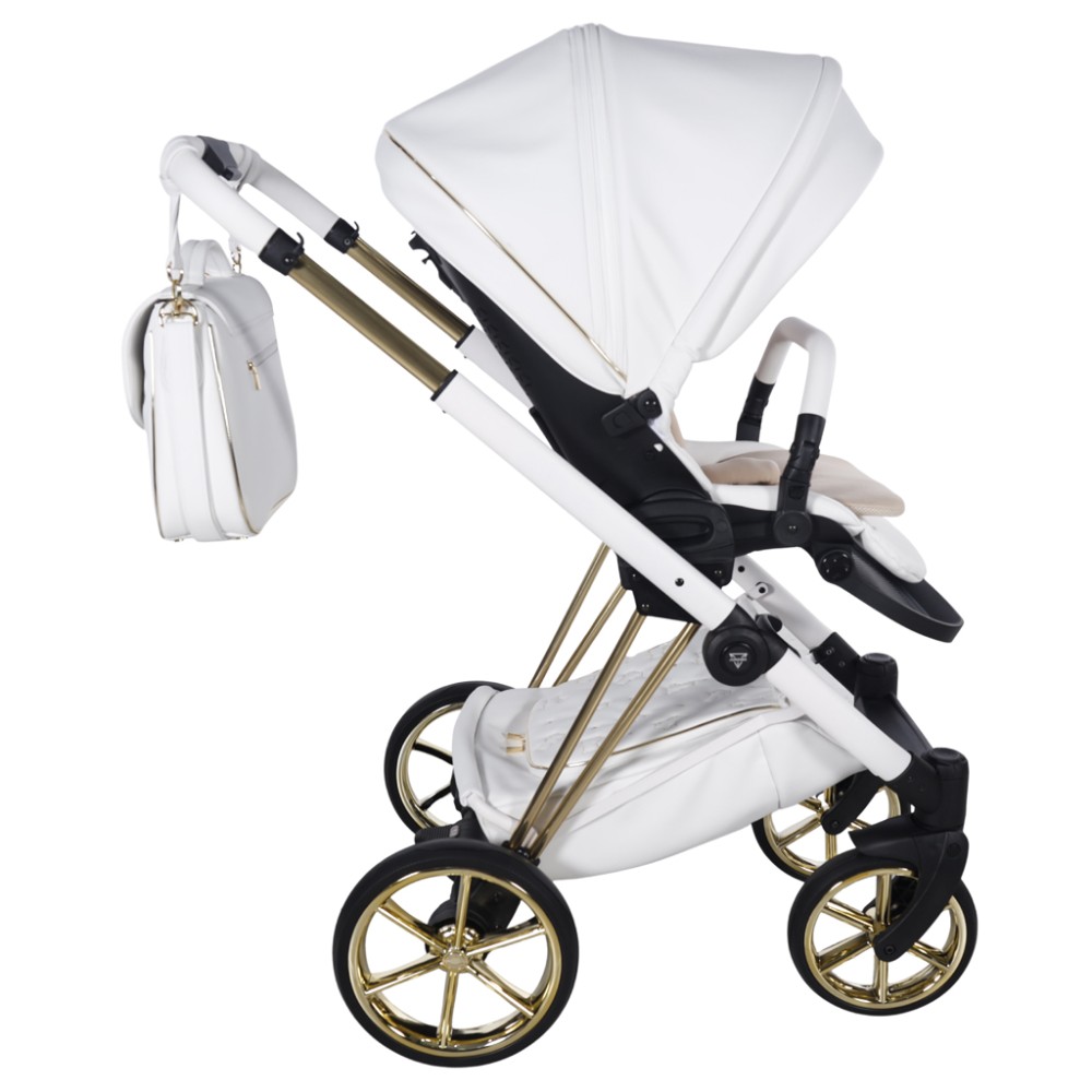 Carucior-3-in-1-Junama-Diamond-Cubby-04-Premium-White-Junama-Romania-magazin-carucioare-de-copii-cluj-16