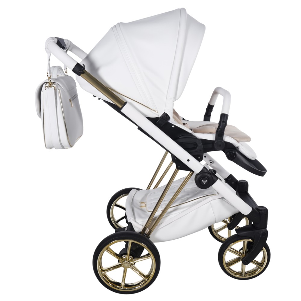 Carucior-3-in-1-Junama-Diamond-Cubby-04-Premium-White-Junama-Romania-magazin-carucioare-de-copii-cluj-17