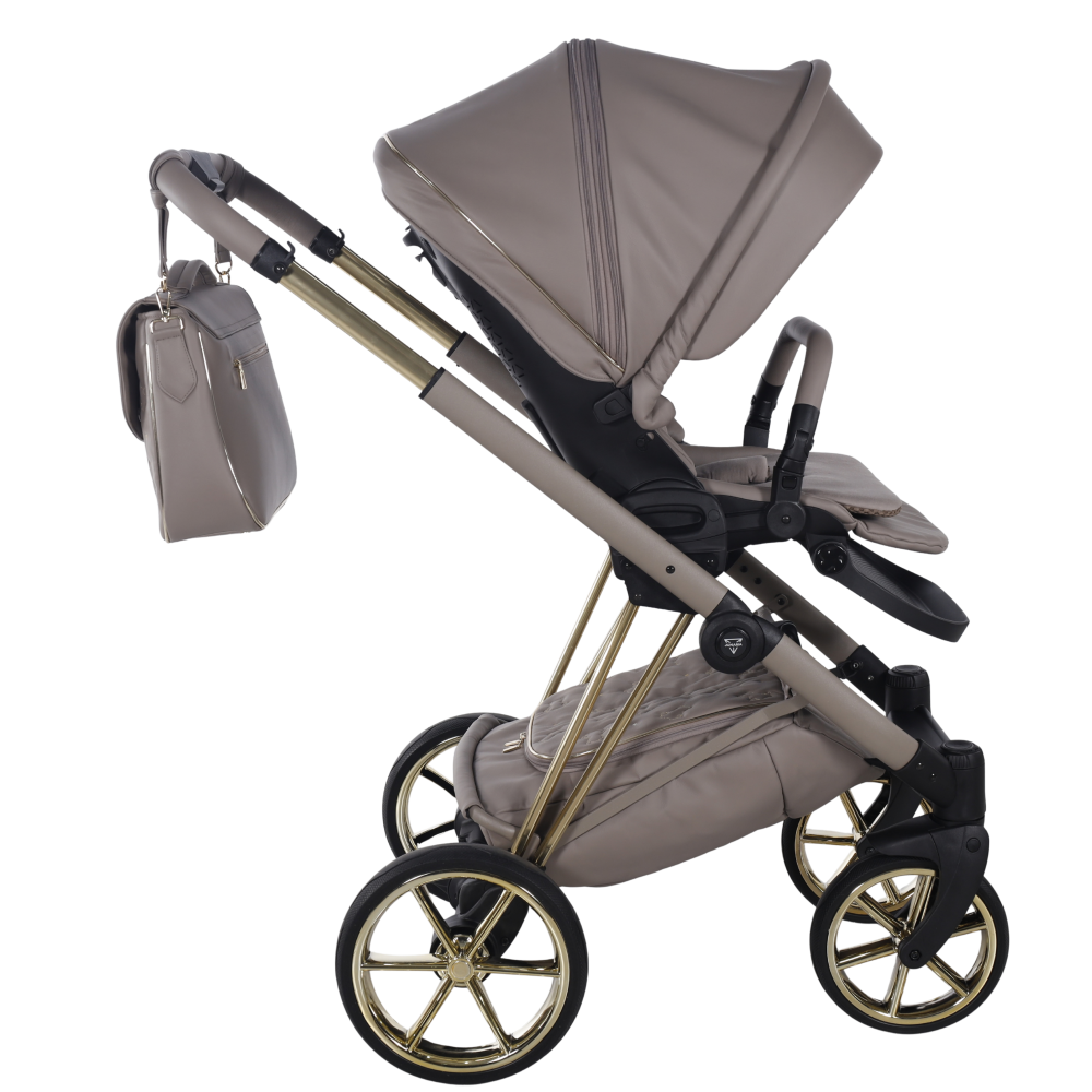 Carucior_3_in_1_Junama_Diamond_Cubby_05_Premium_Cappuccino_Modul_sport-8