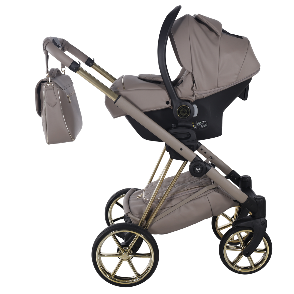Carucior_3_in_1_Junama_Diamond_Cubby_05_Premium_Cappuccino_Scoica-10